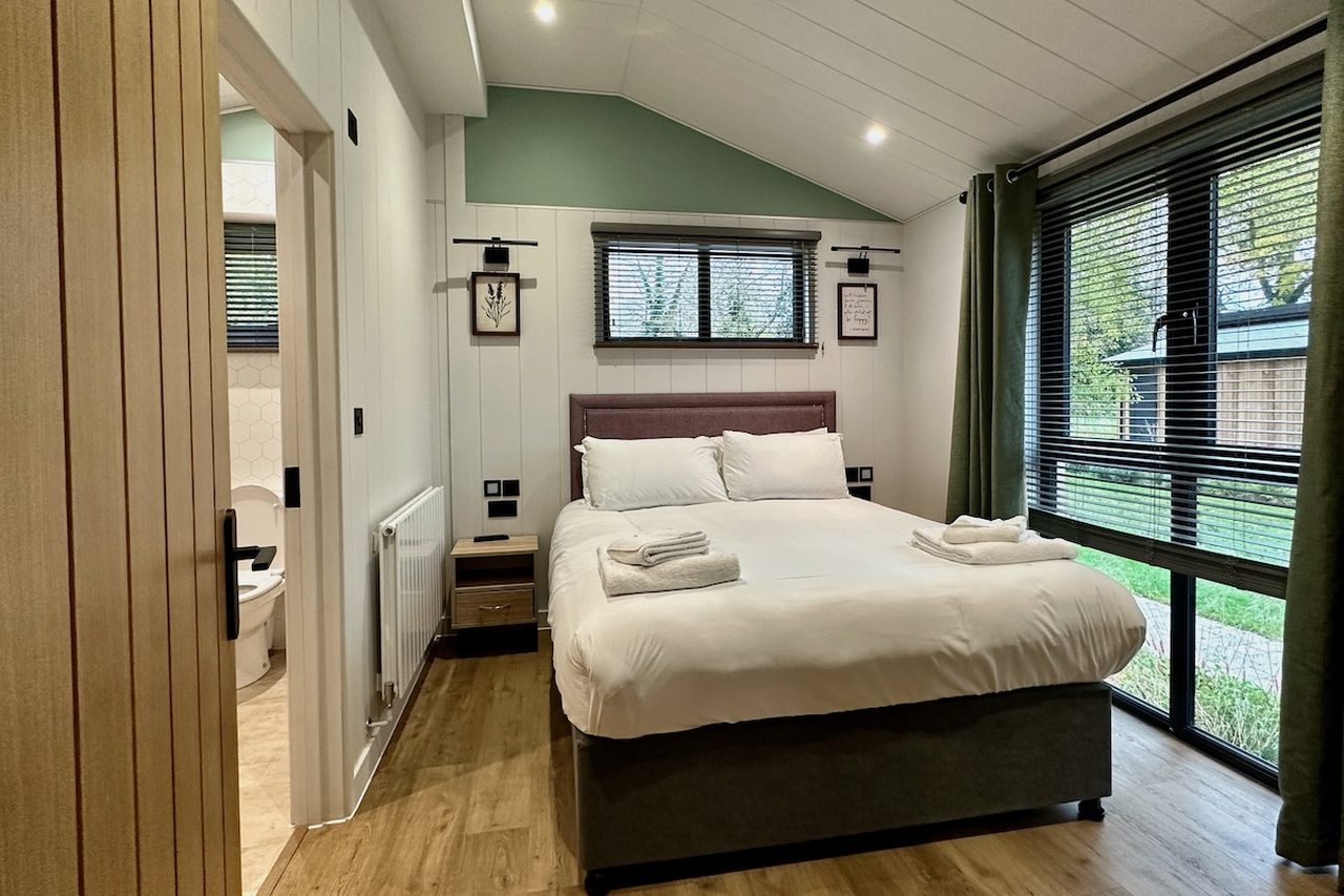 Bedroom at Blenheim Palace Lodge Retreat, Woodstock, Oxfordshire