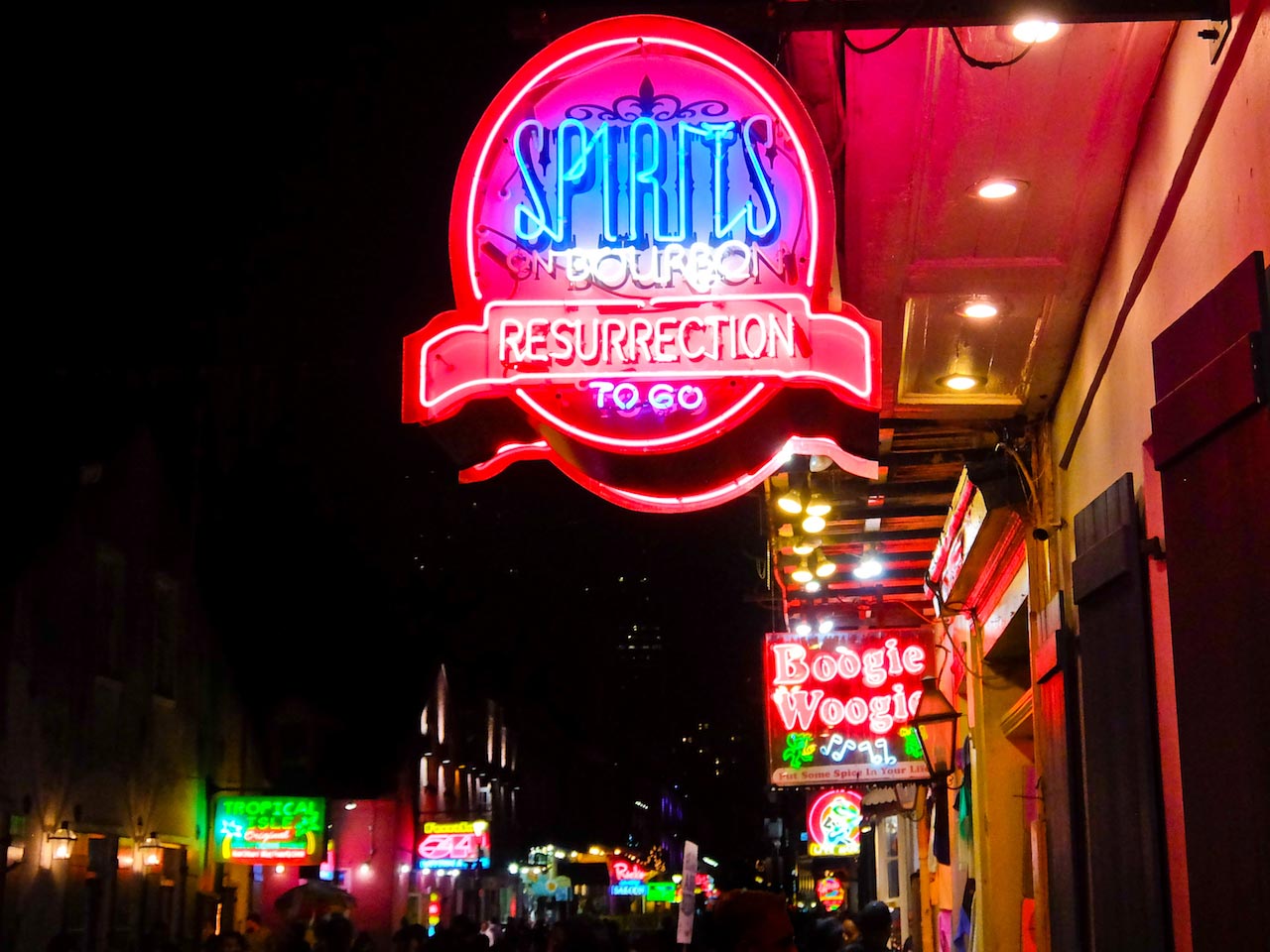 New Orleans: Bourbon Street at night