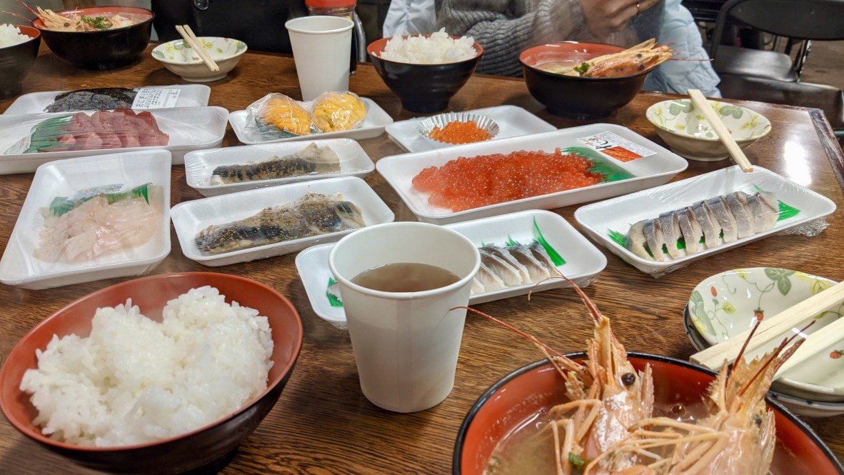 Breakfast in Mutsuminato Morning Market