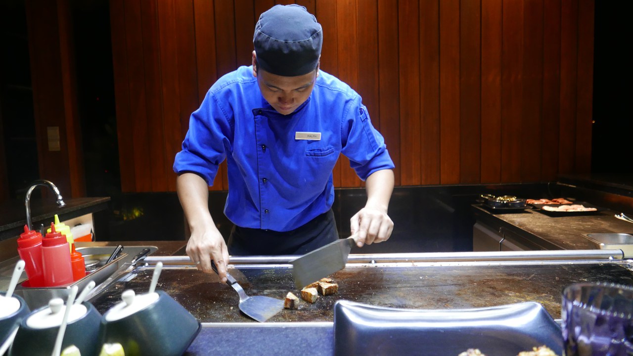 Teppanyaki at Raiyvilla Furaveri