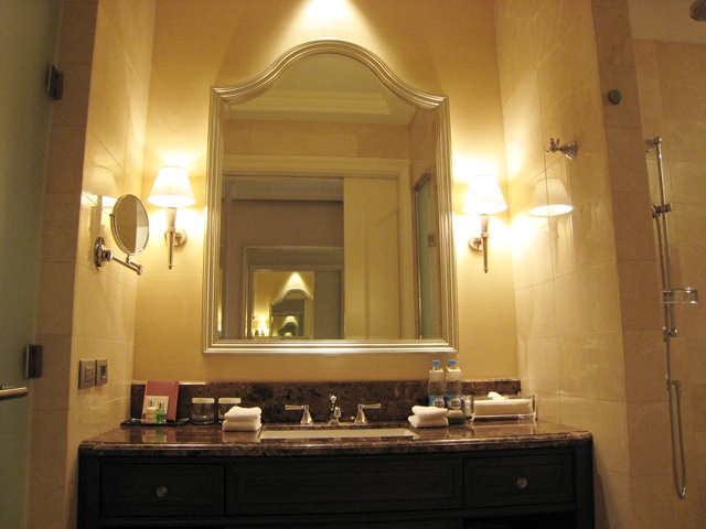 https//www.thetravelmagazine.net/review-lotte-hotel-moscow/