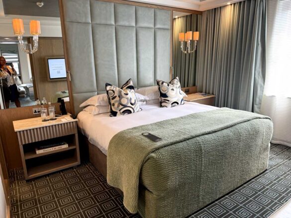 Marylebone suite bedroom The Marylebone Hotel . London suite